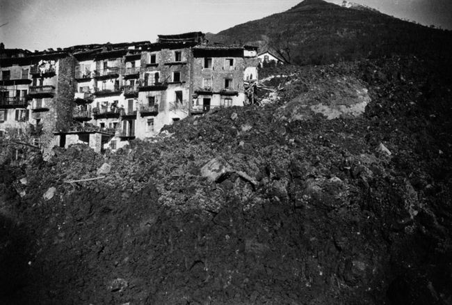 1926 catastrophe à Roquebillière - vue du village