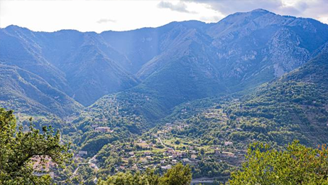 Vue du village de Roquebillière